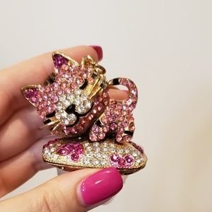 Sleepy Kitten Dangle with Clasp